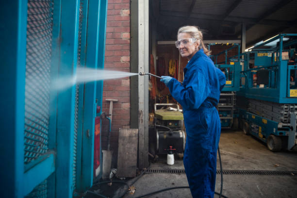 Best Roof Power Washing Services  in , MT